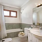 Carolina Villa *
