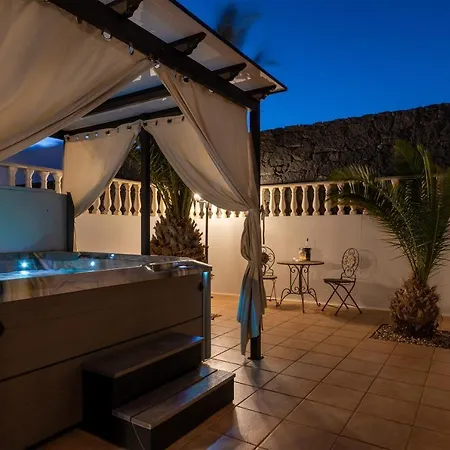 Carolina Villa