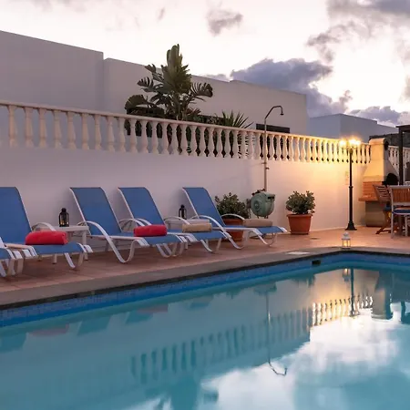 Villa Carolina Tías