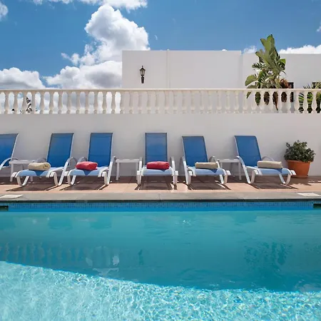 Carolina Villa Tias